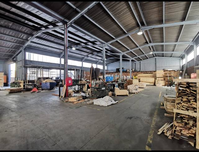 1,500M² FACTORY TO LET IN WADEVILLE